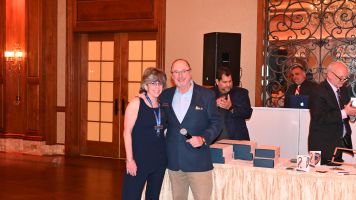 21holidayBDM_3322A_s